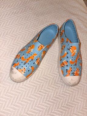 Native Shoes Kids Light Blue Slip-Ons with Orange Fox Pattern